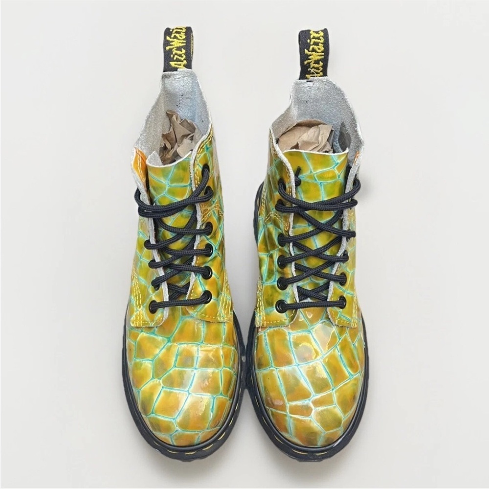 Vintage Dr Martens Yellow Croc Patent Combat Boots Made in England Size 3 UK - Picture 11 of 11